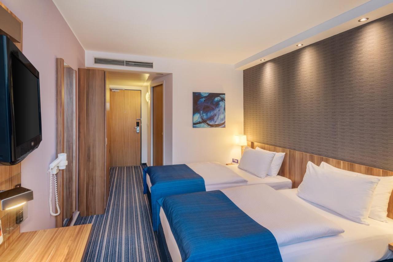 Express - Centre Hotel